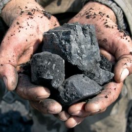 L’elettricità da carbone torna a crescere nel 2021