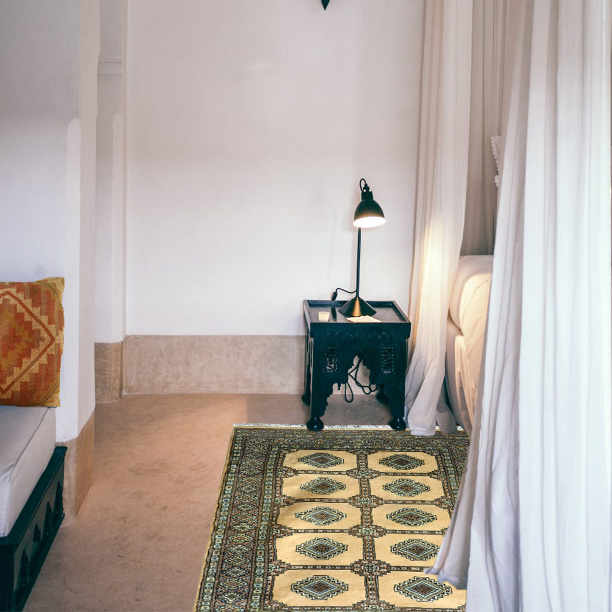 Bukhara-håndknyttet-kridt-indendørs-tæppe