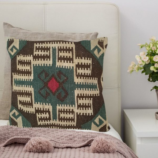 kilim-handwoven-lunar-green-cushion-cover