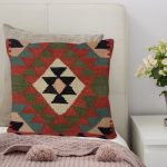 kilim-handwoven-cioccolato-cushion-cover