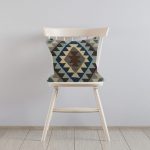 kilim-handwoven-finlandia-cushion-cover