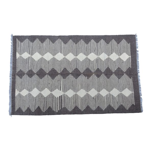 modern-silver-sand-kilim-rug