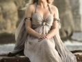 Emilia-Clarke-as-Daenerys-Targaryen-
