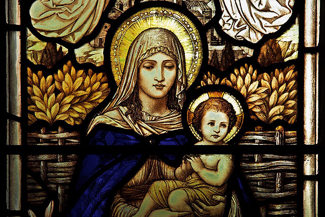 Maria with infant Jesus in stained glass