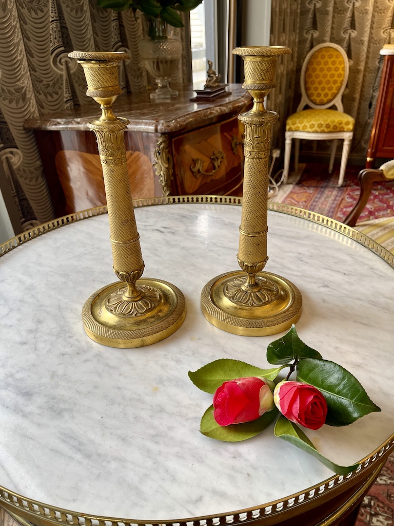 Flambeaux en bronze doré epoque restauration 2 Anne_Marie_Paul_Portrait_Galerie_Zola_Tours_Antiquaire