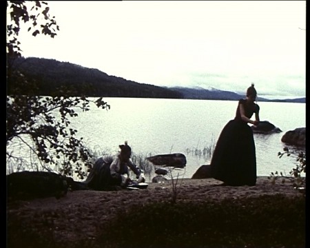 Kaarina Ormio, A Still from the super 8 film on Princess Algieba’s, Princess Bellatrix’ and Prince Betelgeuze’s Travels