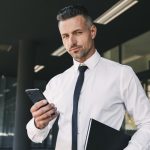Referenser 2 portrait of a confident young businessman C8GRJTQ