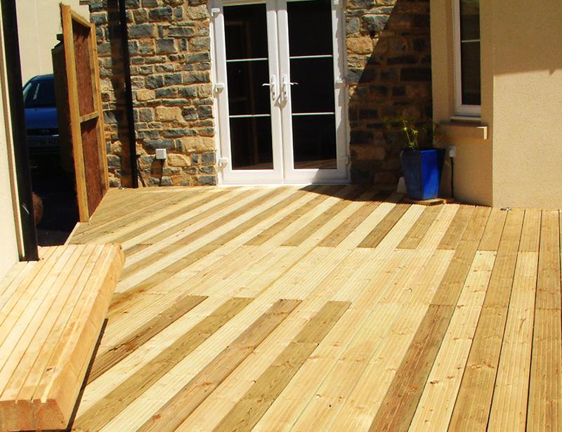 Bristol Decking Installation – Chewstoke