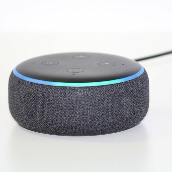 alexa-4758340_1280