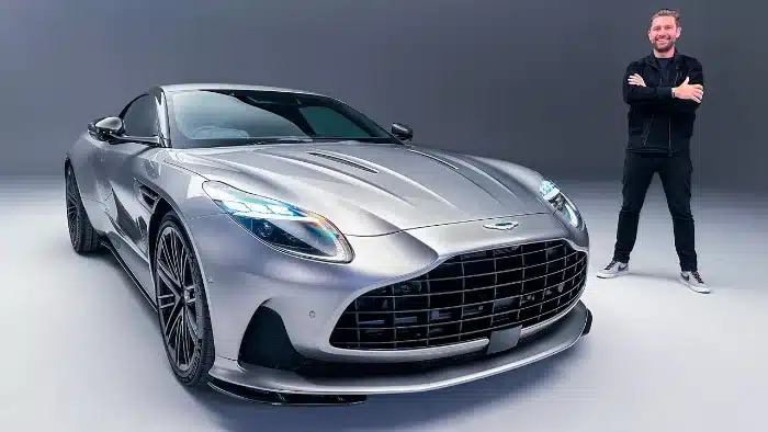 Introduktionen af Aston Martin DB12 - Verdens første super-tourer