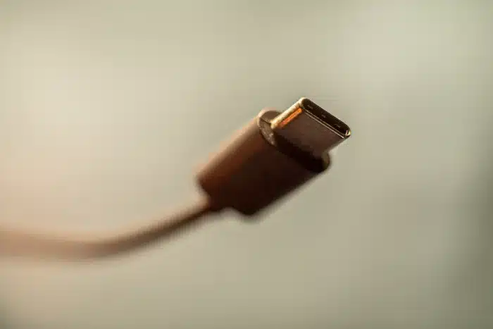 Forskellen mellem USB-C og Thunderbolt: En omfattende guide