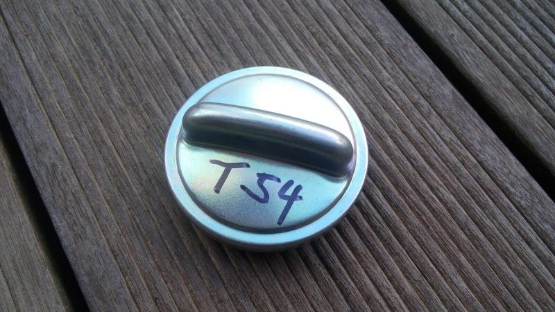 Tankdeckel Tankverschluss Nennmass 35 ohne Lueftung AudiVW Mitsubishi Lada 265121432673