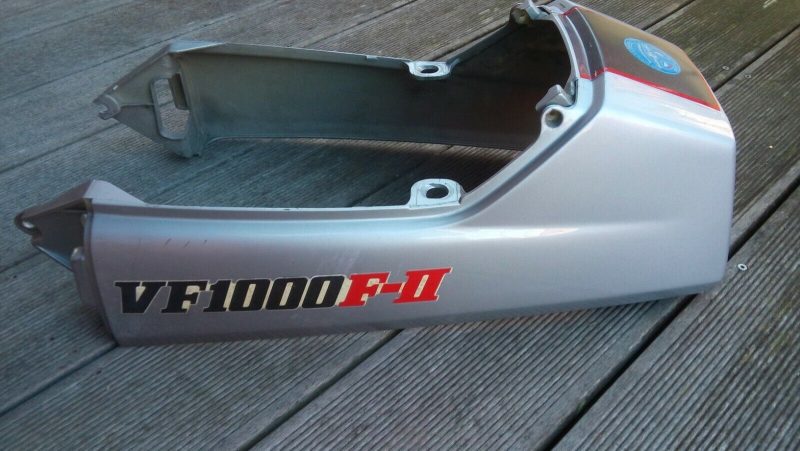 Honda VF 1000 F2 Heckverkleidung 255326416535 2