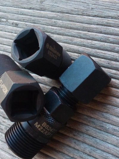 Polradabzieher Abzieher 18x 15 Rechtsgewinde Yamaha YZ 125 264518232368 2