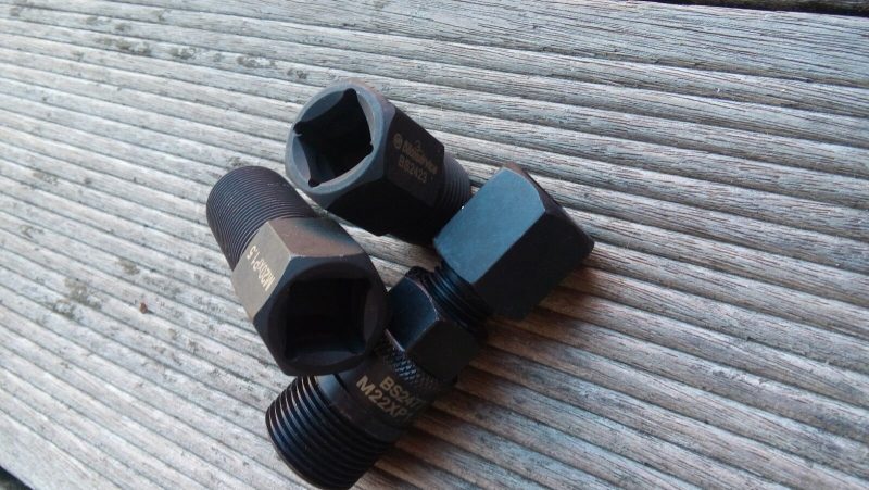 Polradabzieher Abzieher 18x 15 Rechtsgewinde Yamaha YZ 125 264518232368 2