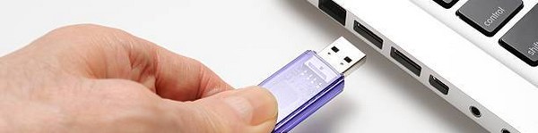Comment-choisir-votre-logiciel-de-généalogie-Clé-USB Comment-choisir-votre-logiciel-de-généalogie-Clé-USB