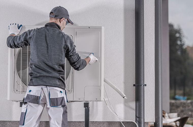 Operaciones y mantenimiento de calderas, climatización y electricidad