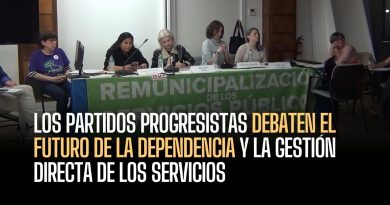 Los partidos progresistas debaten el futuro de la dependencia y la gestión directa de los servicios