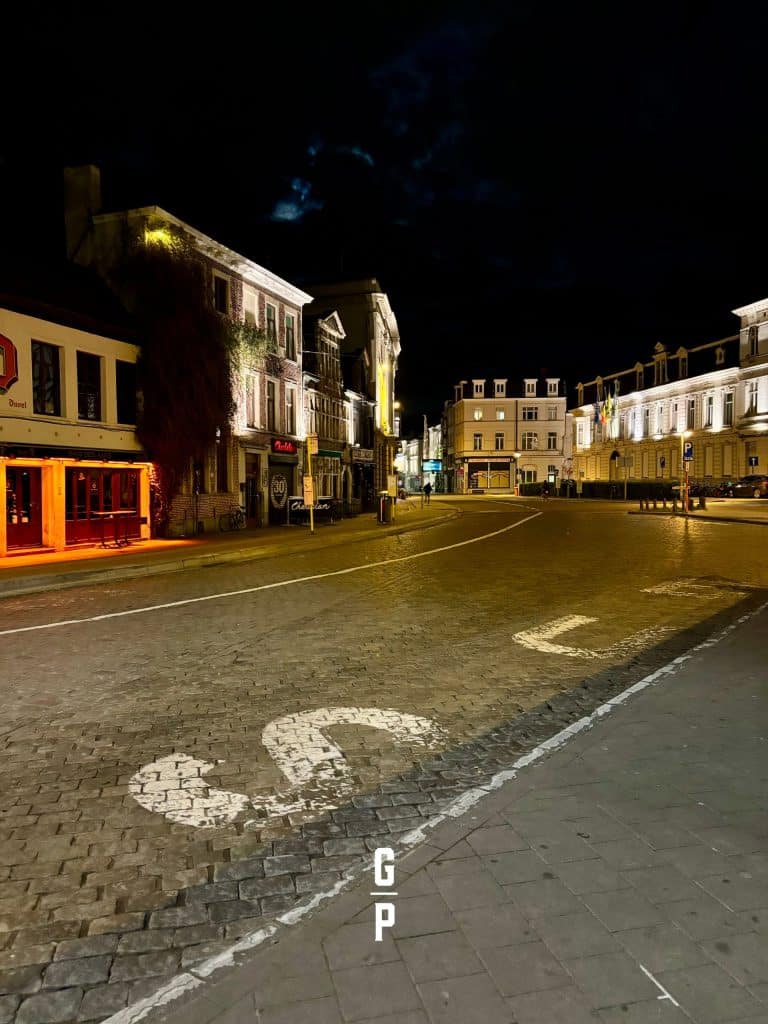 Vlasmarkt. 22/04/2024 - 22u23