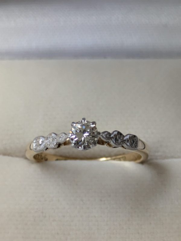 Vintage 18ct &  Platinum Diamond Solitaire Ring 0.20 cts