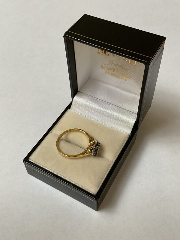 Vintage 18ct Gold Diamond & Sapphire Daisy Ring - Image 3