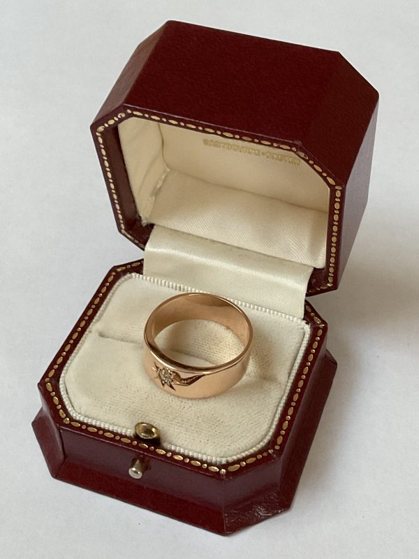 Vintage 9ct Gold Gents Diamond Set Ring - Image 3