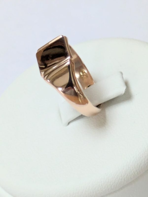 Vintage 9ct Gold  Signet Ring - Image 2