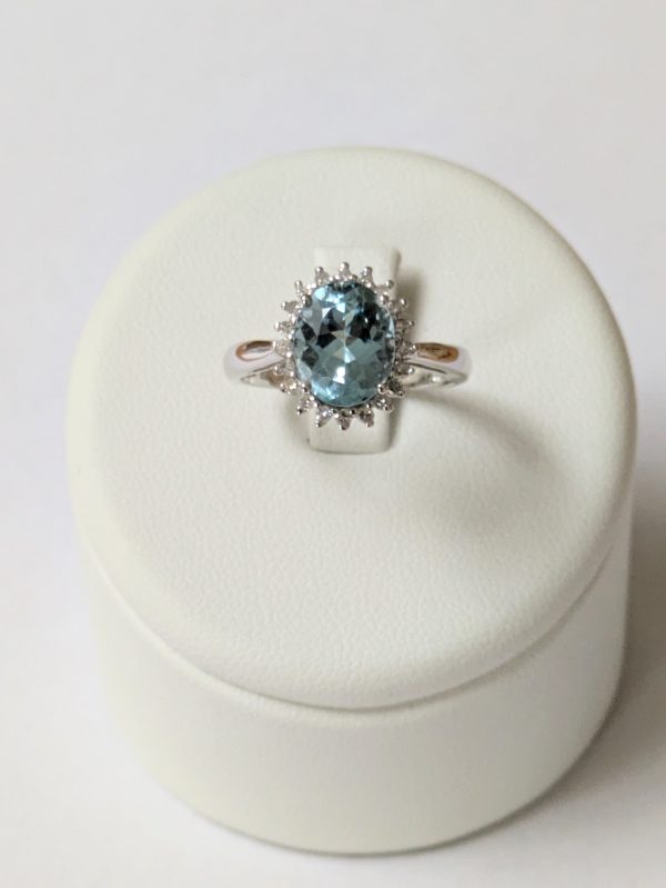 9ct White Gold Diamond & Aquamarine Cluster - Image 2