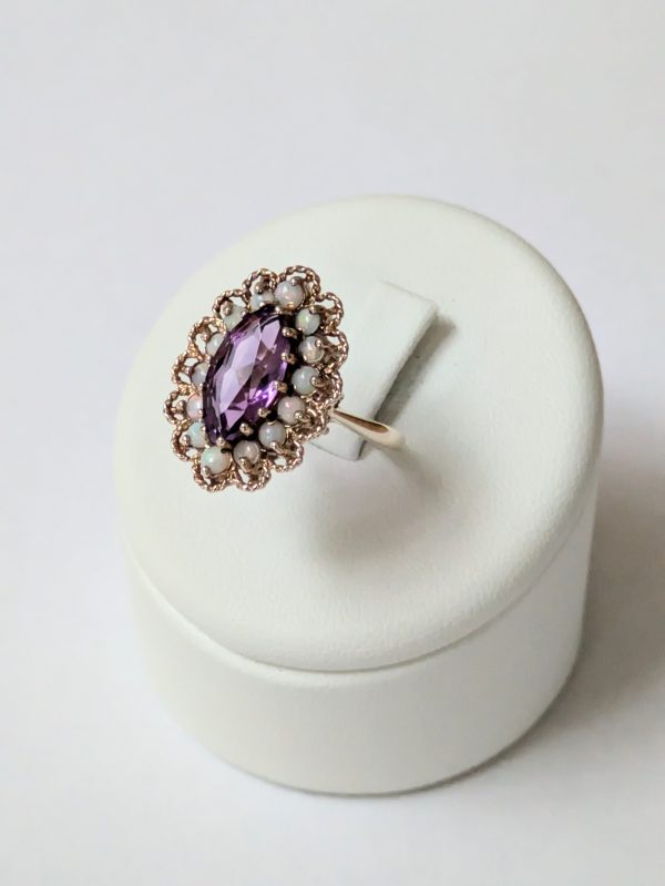 Vintage 9ct Gold Amethyst & Opal Ring