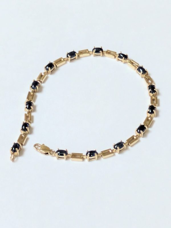 9ct Gold Cabochon Sapphire Bracelet