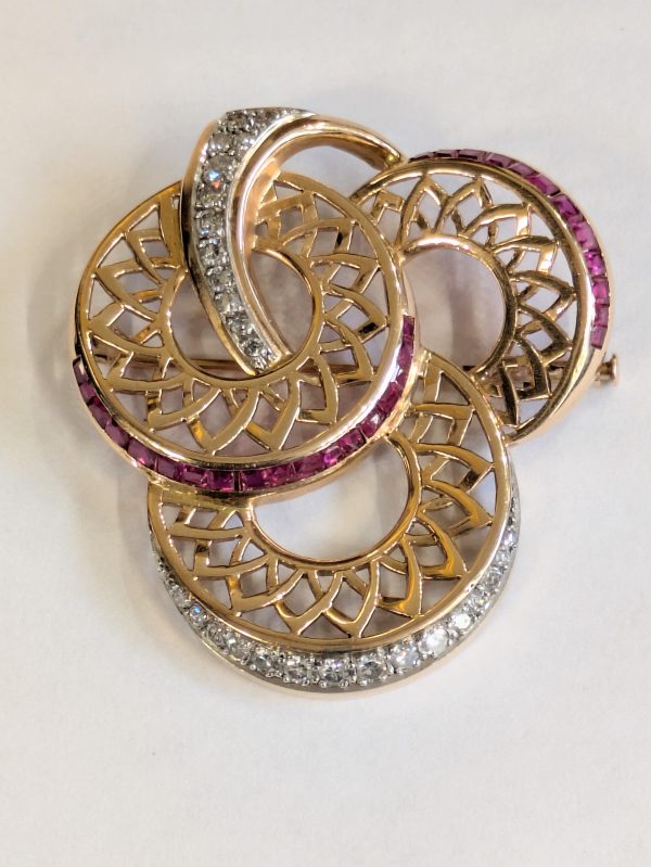 18ct Gold Diamond & Ruby Brooch - Image 2