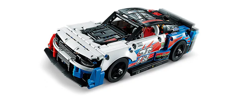 LEGO Chevrolet Camaro ZL1 Nascar (42153)