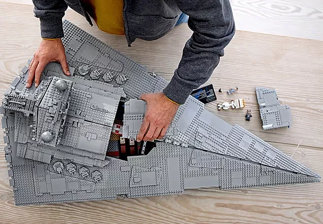 LEGO Imperial Star Destroyer UCS (75252)