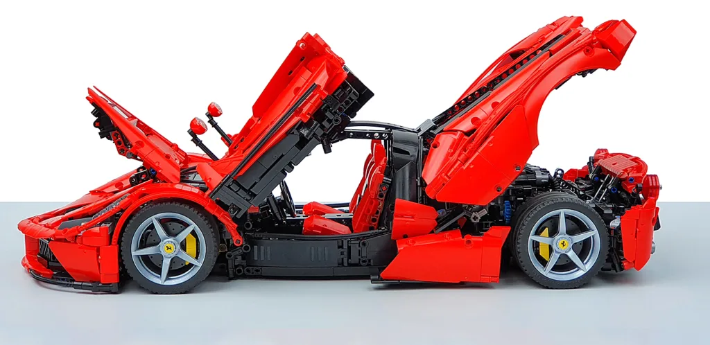 CaDA Viva Hypercar (C61505W)