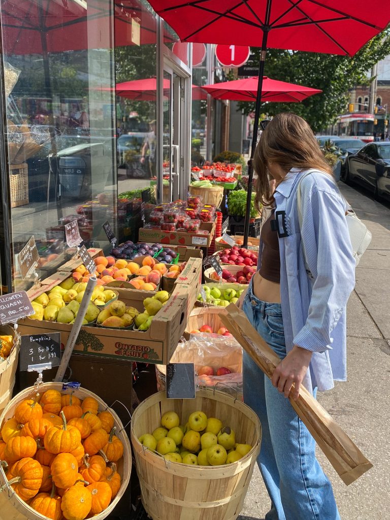 Healthy Girl Summer Farmers Market