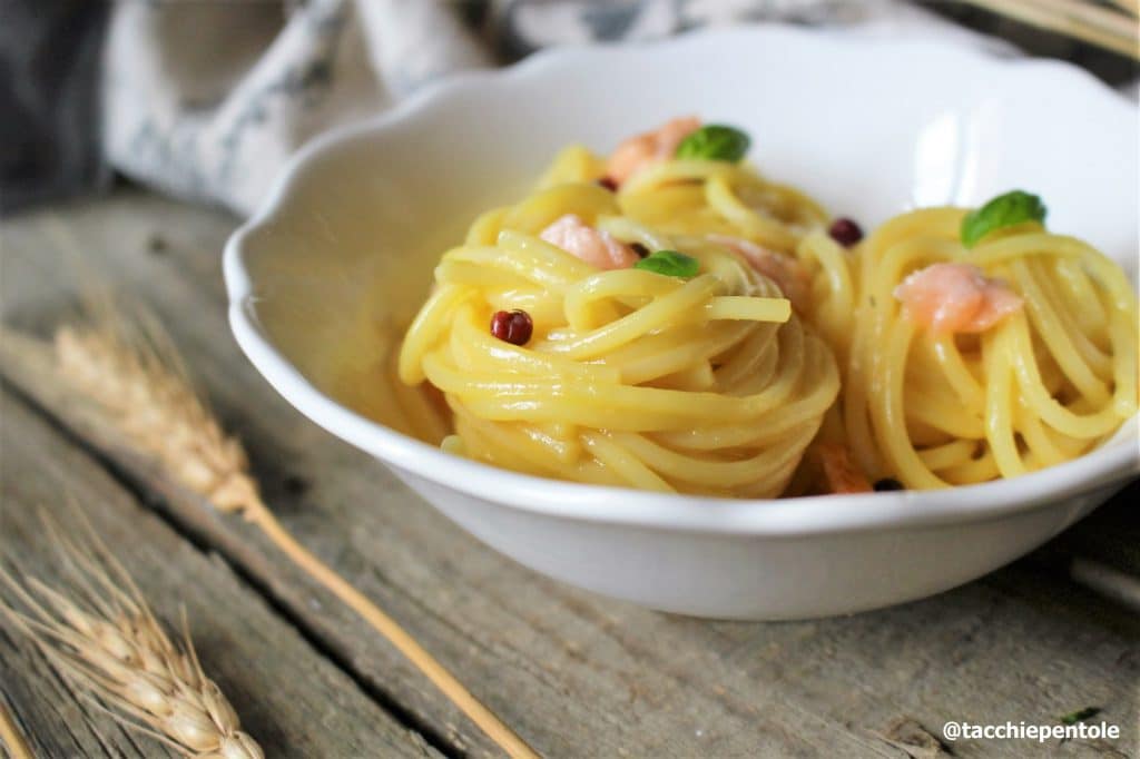 CARBONARA DI SALMONE