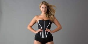 Curvy Model Laura Brioschi