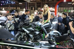 Eicma 2016, Milano Rho Fiera; Stand Kawasaki; Eicma girl