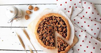 CROSTATA ALLE NOCI crostata di noci