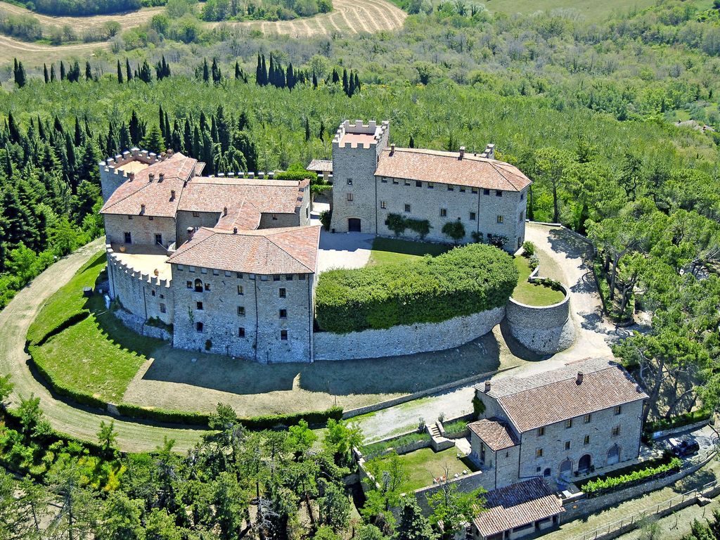 Castelli -Castello di Montegiove, Italia