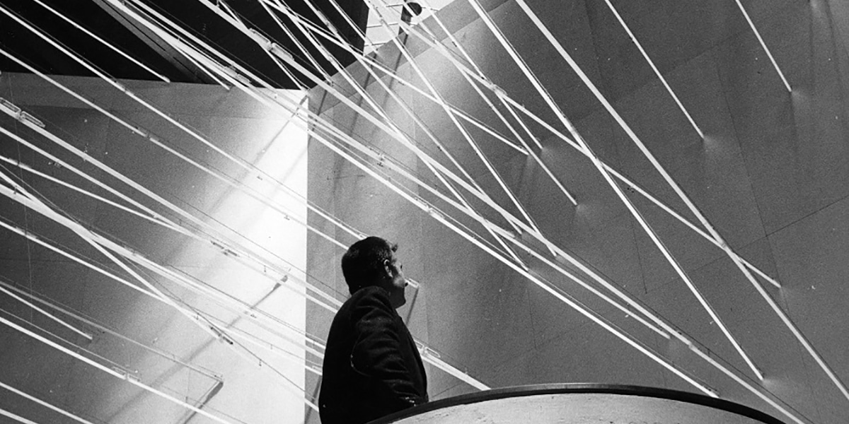 Lucio Fontana Fonti Di Energia Soffitto Di Neon Per Italia 61 A Torino 1961 Neon Sette Piani Di Luce Al Neon C Fondazione Lucio Fontanamilano Glamouraffair