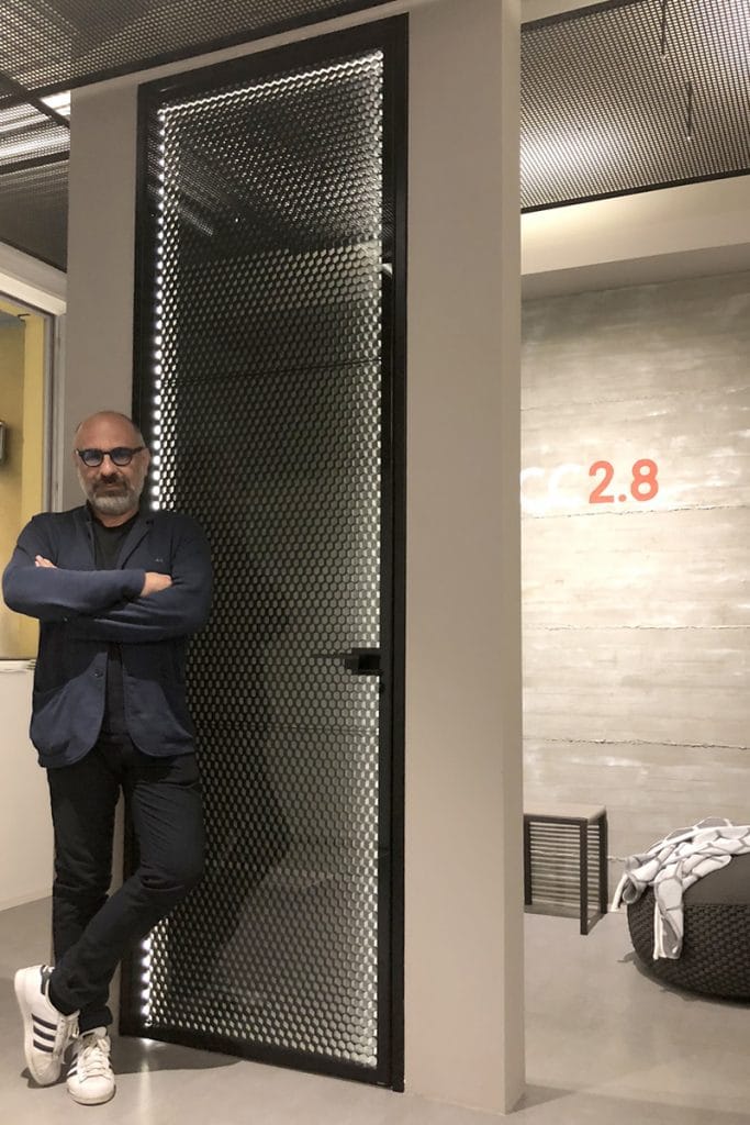 Porta Carbon Core 2.8, architetto Luca de Nova. Sezione Art & Design GAreview luglio-agosto 2018, Magazine online di glamouraffair.com