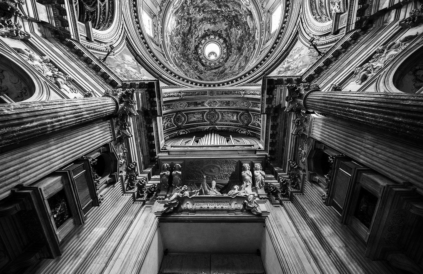 Categorie: Architecture & Interior - Photographer: IVAN MELZI - Location: Via di Santa Maria dell'Anima, 30a, Roma, RM, Italia