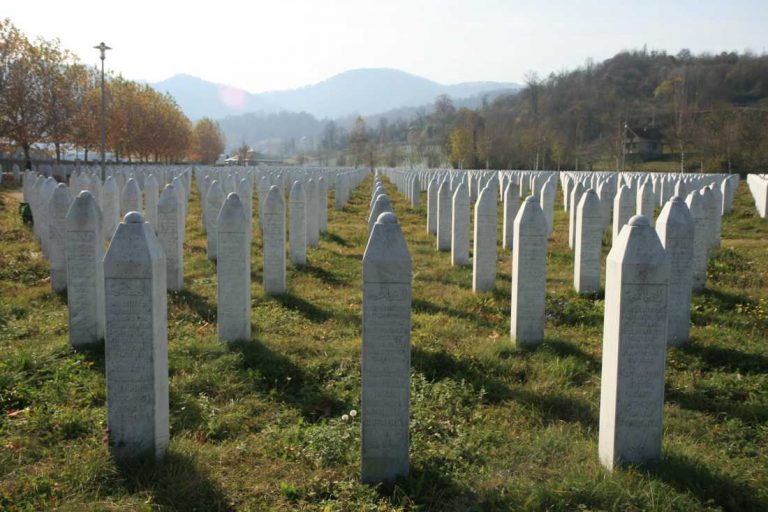 Srebrenica än en gång