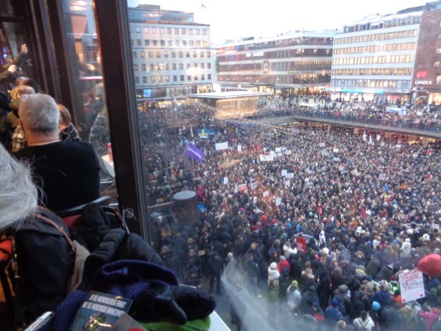 COVID: Om ovaccinerade och oönskade element. Hur se på protesterna?