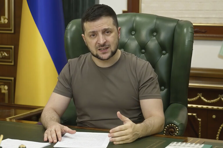 Ukraina förbjöd slutgiltigt alla tolv politiska oppositionspartier