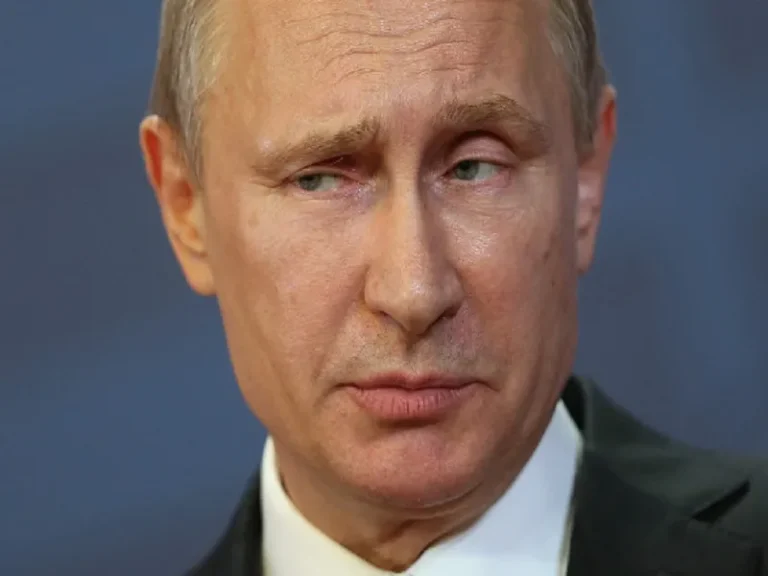 Putins erkänner naivitet om väst och signalerar ny hållning till fredssamtal