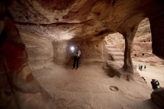Caves_Petra_Jordan