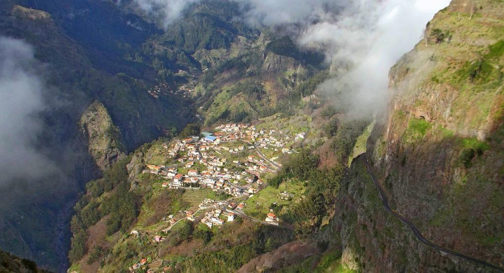 Discover the Magical Levadas of Madeira: A Journey Through the Island's Stunning Landscapes 2