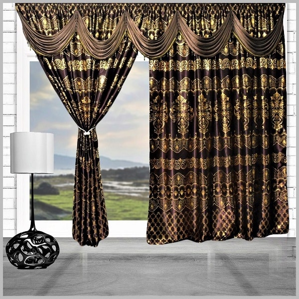Glow Thuis - Gordijn in chocolade bruin kleur met gouden ontwerp decoratie